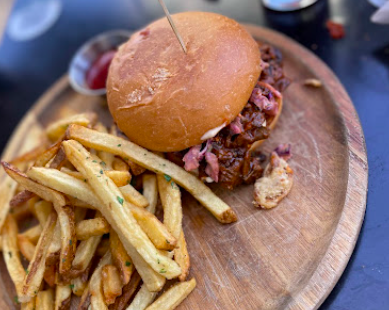 Cafe Gratitude - San Diego signature dishes I Am Vivid (Açai Superfood Bowl)
I Am Hospitable (Chik’n And Waffles)
I Am Thriving (Lentil & Mushroom Burger)
